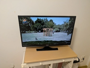 TV SAMSUNG diagonala 82 cm UE32J4100AWXBT