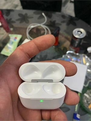 Airpods Apple  gen 4 - imagine 3