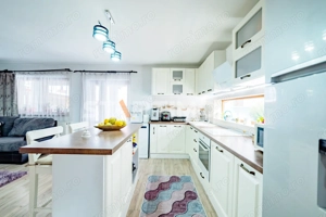 Casa mobilata Central Sanpetru