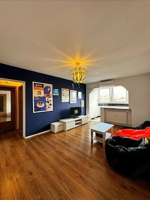 Inchiriez apartament 2 camere ,ultra central Piata Mihai Viteazu