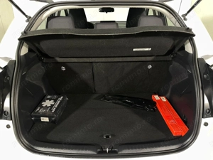 Toyota Yaris - imagine 12