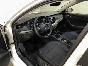 Skoda Octavia - imagine 5