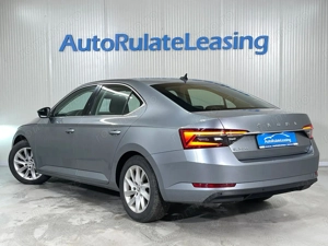Skoda Superb - imagine 4