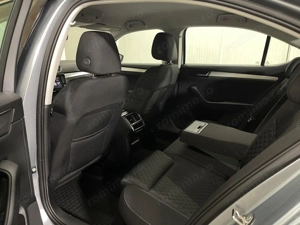 Skoda Superb - imagine 11