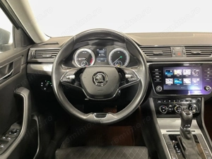 Skoda Superb - imagine 6
