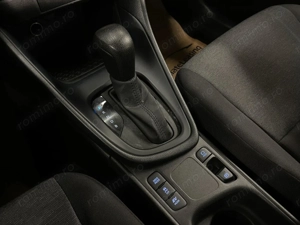 Toyota Yaris - imagine 20