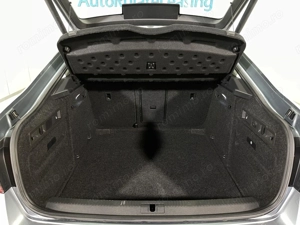 Skoda Superb - imagine 12