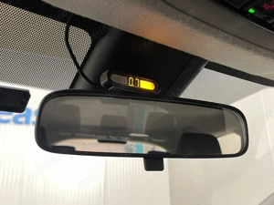 Toyota Yaris - imagine 13