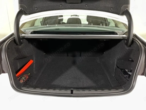 BMW Seria 3 - imagine 12