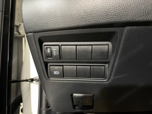 Toyota Yaris - imagine 17