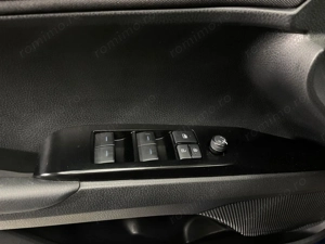 Toyota Camry - imagine 17