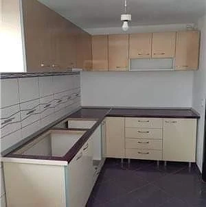 Mobila la comanda
