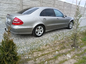Mercedes  E 220 CDI - imagine 4