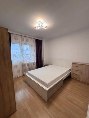 Ap. central cu 2 camere si balcon | 50 MP | Renovat | Anvelopat - imagine 3