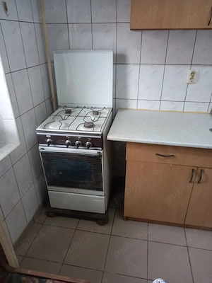 piata sudului anton bacalbasa clasica parter - imagine 3