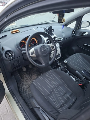 Opel Corsa D - imagine 4