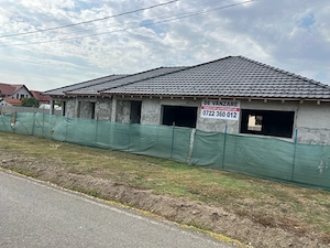 Casă 250 mp + teren 950 mp pe colț   Peciu Nou - imagine 7