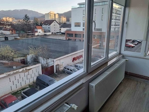 vand apartament in zona Spitalului Județean Brașov - imagine 4