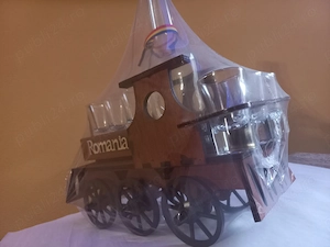 Minibar, suport din lemn in forma de locomotiva  - imagine 3