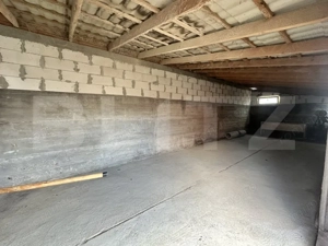 Parc industrial Bârsãu (HALE-BIROURI-APARTAMENT DE LOCUIT-CURTE GENEROASA-TEREN) - imagine 15