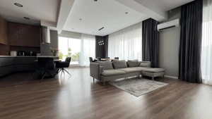 Deasupra tuturor — Penthouse 400 mp cu terasă de 100 mp