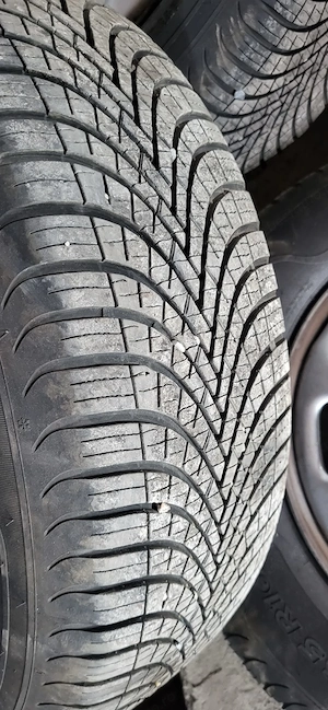 jante duster cu cauciucuri noi allseason  - imagine 3