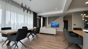 Deasupra tuturor — Penthouse 400 mp cu terasă de 100 mp - imagine 10
