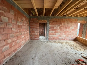 Casa la rosu din caramida de vanzare in comuna Carligele - imagine 10