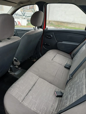 Dacia Logan 1.4 MPI 2010 121.000 KM  - imagine 7