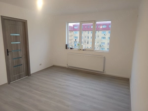 Vând apartament 2 camere navodari - imagine 3