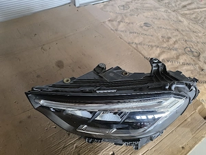 far stanga mercedes glc 2025 - imagine 5