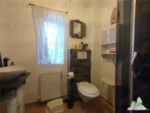 Casa spatioasa cu gradina in zona verde, cartier Green City, comuna 1 Decembrie - imagine 7