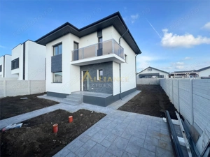 Vila individuala-4 camere-teren 450mp