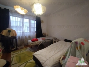 Casa spatioasa cu gradina in zona verde, cartier Green City, comuna 1 Decembrie - imagine 5