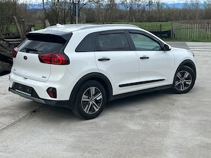 Kia Niro Hybrid, fabricată 20.11.2020, înmatriculată RO, Euro 6, 141 CP, Distronic, Navi, CarPlay - imagine 3