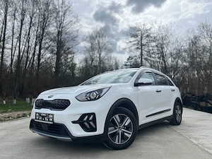 Kia Niro Hybrid, fabricată 20.11.2020, înmatriculată RO, Euro 6, 141 CP, Distronic, Navi, CarPlay