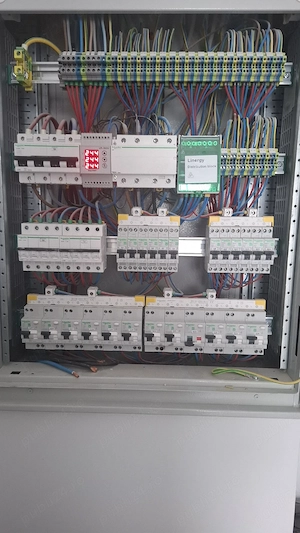 Electrician  - imagine 4