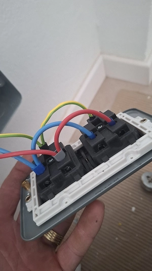 Electrician  - imagine 3