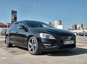 Volvo V60 D6 Plug-in-Hybrid  288 C.P.