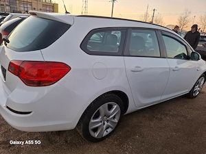 Opel Astra Opel Astra J an 2011, 1,7 D, Euro5,km 290000,din Austria,neinscrisa Ro - imagine 3