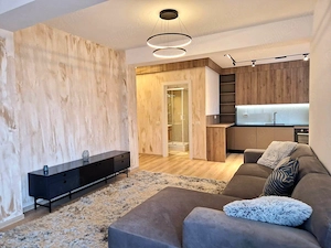 Apartament de vanzare, 3 camere, Tractorul , Brasov