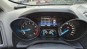 Ford Kuga 2018 4x4 impecabila, tinuta in garaj, masina de familie, intretinuta, roti iarna, revizii  - imagine 3