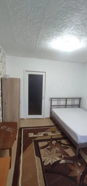 Garsonieră , Podui Ros, et 6