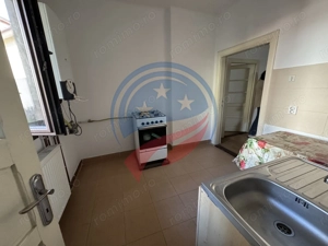 Casă p+1 formata din doua apartamente - imagine 9
