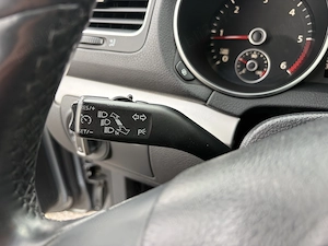 Vw Golf VI 1.6 Tdi 105 Cp - imagine 9