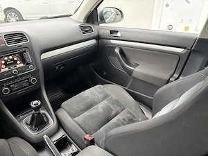 Vw Golf VI 1.6 Tdi 105 Cp - imagine 18