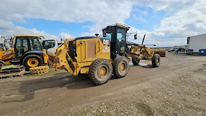 Greder Caterpillar CAT 120 M - imagine 2