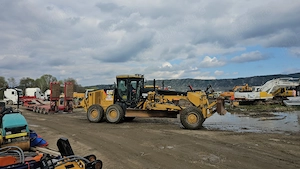 Greder Caterpillar CAT 120 M - imagine 9