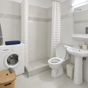 Nicolle Studio   Regim Hotelier   Bloc Nou  - imagine 3