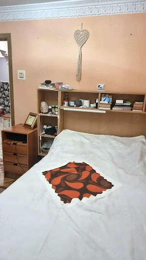 Se vinde apartament cu 3 camere decomandate in zona foarte buna din cartierul Obcini - imagine 8